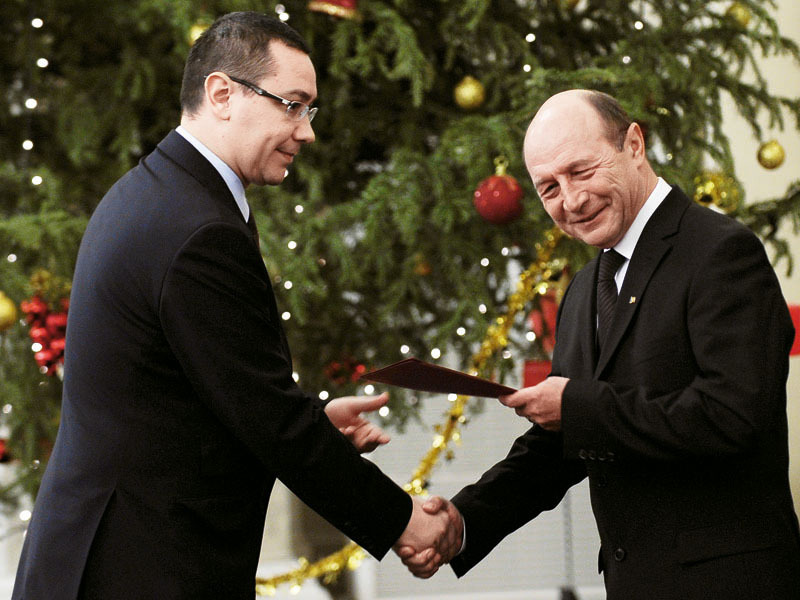 Mamuți, șacali și greci care fac daruri. Perlele politicienilor