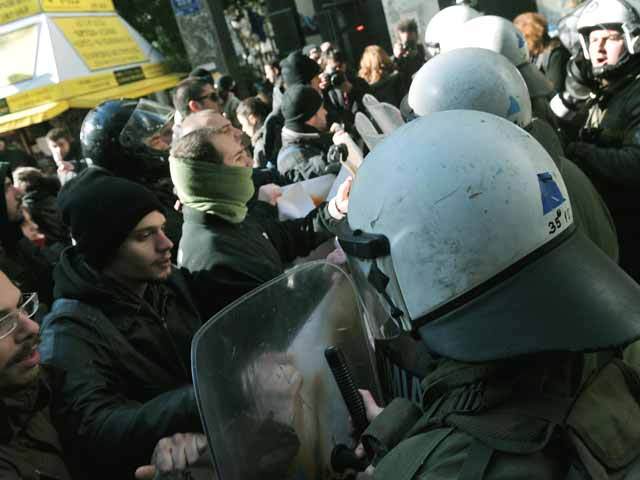 Procurorii greci au acuzat un fost angajat al FMI că a „umflat“ deficitul bugetar al țării, în funcție de care au fost stabilite măsurile de austeritate