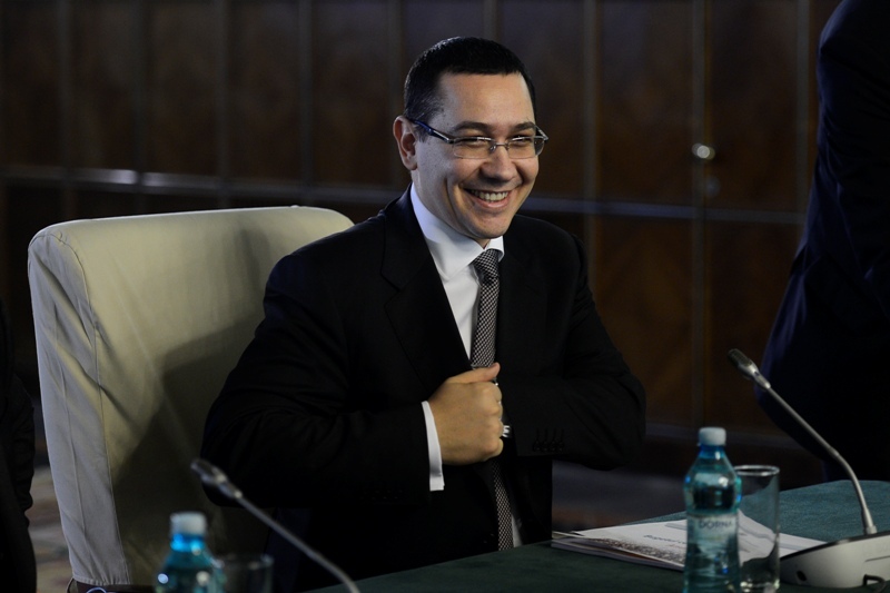 Privilegii în companii de stat: Contracte preferențiale cu firme de consultanță deținute de angajați. Ponta: "Nu le-am descoperit pe toate"