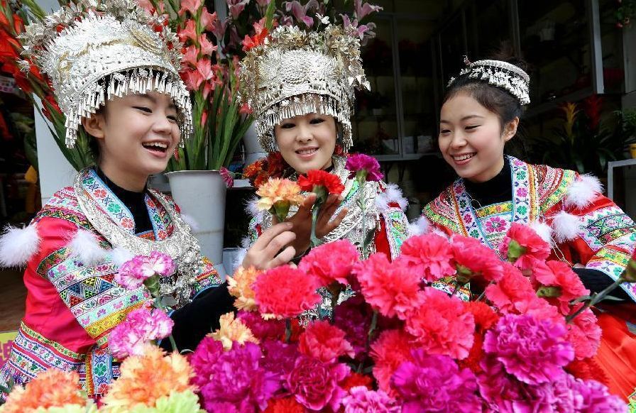 Sărbătoarea chinezilor din toată lumea: începe Anul Șarpelui (GALERIE FOTO, VIDEO)
