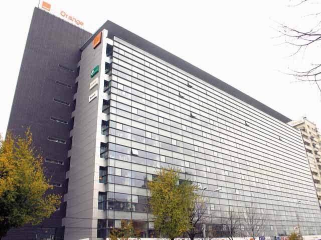 Orange își păstrează „cartierul central“ în Europe House, unde și-a extins birourile