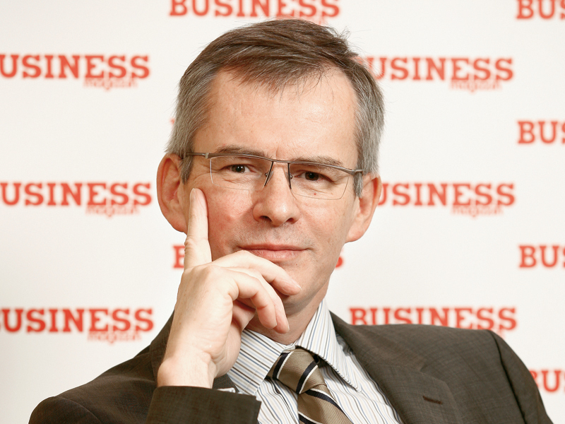 Agenda celor mai puternici CEO în 2013 - Jèrome Olive, Automobile Dacia