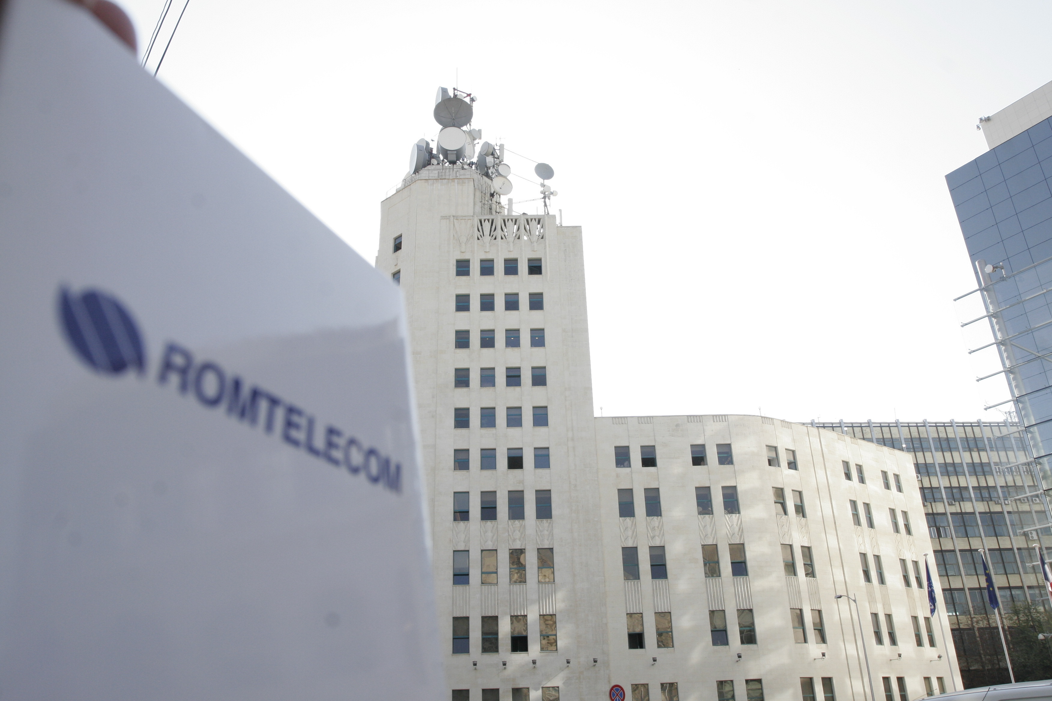 Afacerile Romtelecom au scăzut ușor la aproape 620 mil. euro în 2012