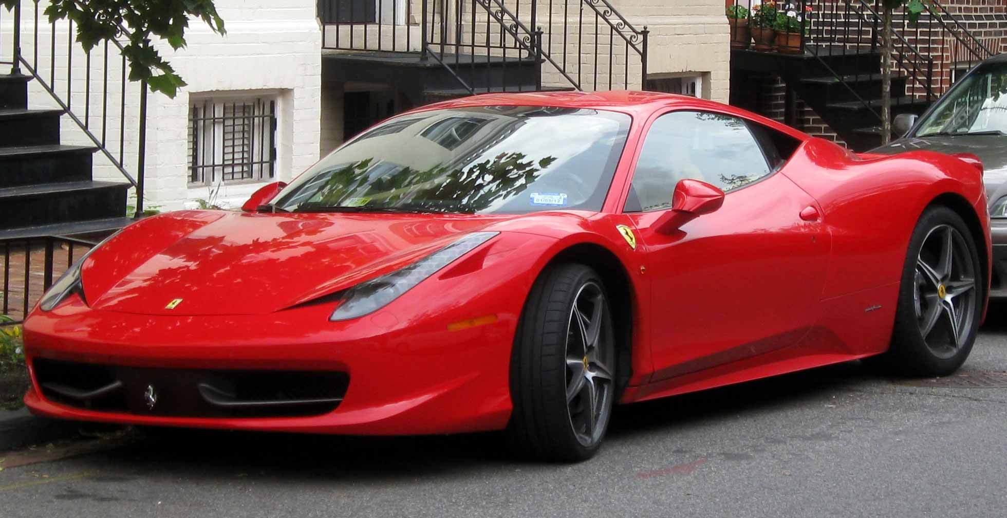 Nu sunt bani? Două Ferrari și un Lamborghini au fost înmatriculate în ianuarie