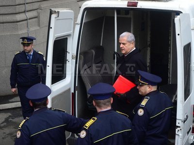 ADRIAN NĂSTASE POATE FI ELIBERAT. DNA contestă decizia