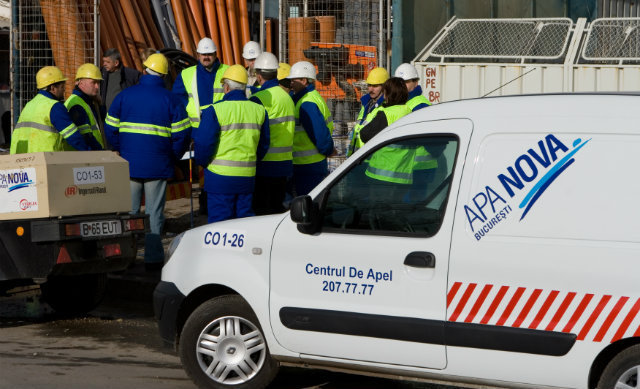 Francezii de la Apa Nova scumpesc iar apa. Bucureștenii au ajuns să plătească cu 70% mai mult decât în urmă cu 15 luni