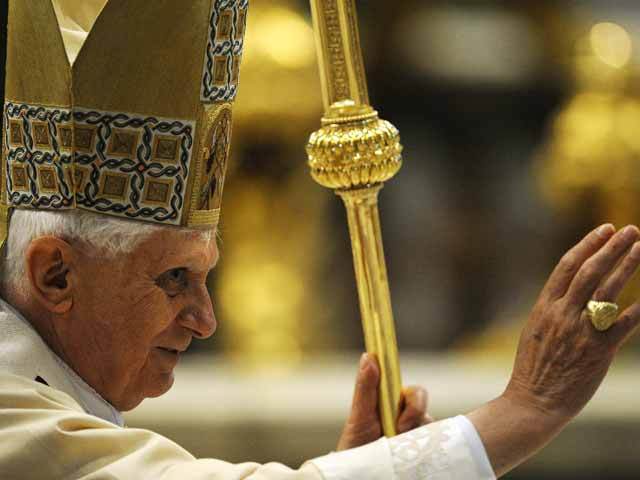 Benedict al XVI-lea, primul papă care demisionează în ultimele șase secole. Motivul: epuizarea