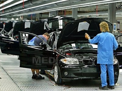 BMW cheamă 720.000 de automobile pentru verificarea sistemului electric