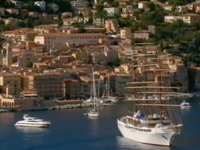 Câți români merg anual în vacanță pe Coasta de Azur. Suma cheltuită de aceștia în locația de lux