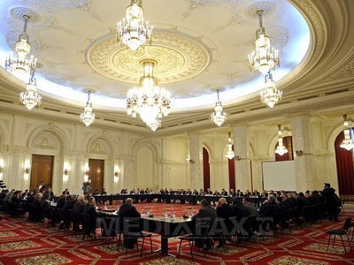 Proiectul legii bugetului de stat și proiectul legii bugetului asigurărilor sociale de stat pe anul 2013, adoptate de comisiile parlamentare