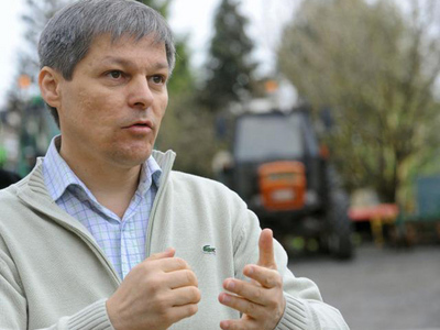 Cioloș: Energia României ar trebui concentrată pe pregătirea absorbției banilor din 2014-2020