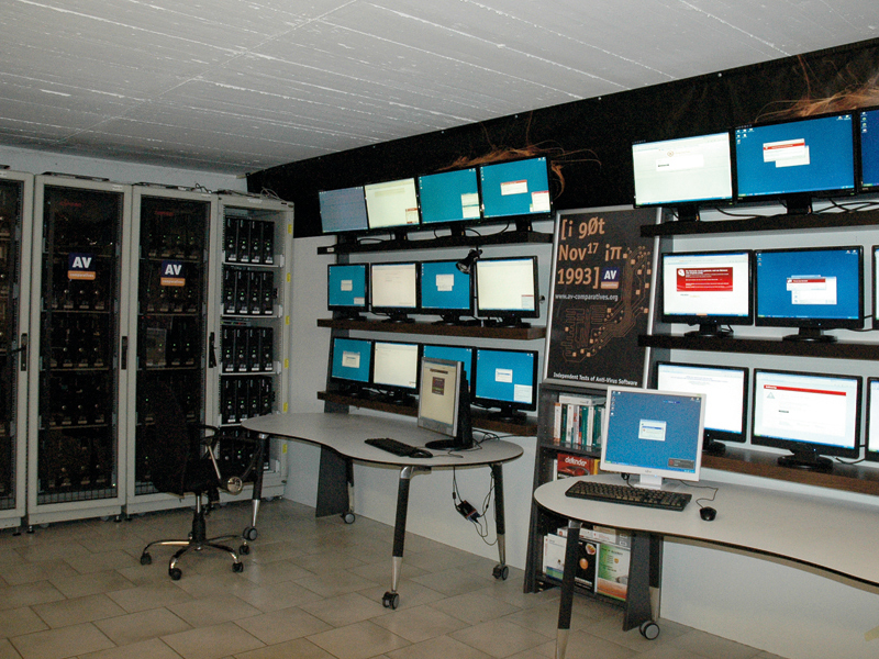 Cum a ajuns un antivirus românesc produsul anului 2012 în lume