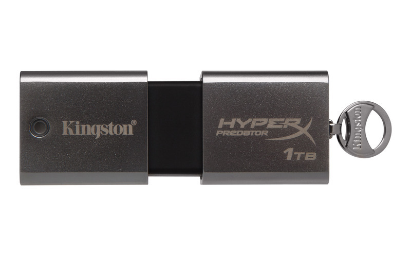 Kingston aduce în România stickul de memorie de 1TB