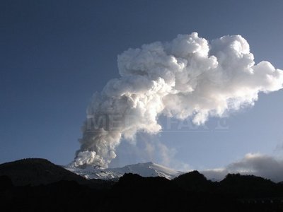 Etna a erupt pentru prima dată în 2013