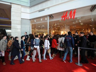 H&M deschide un nou magazin în România. Ce oraș va duce rețeaua la 24 de magazine