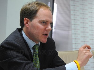 Ambasadorul britanic: Progresele în MCV și acordul cu FMI pot asigura României o rată de creștere economică de 4%