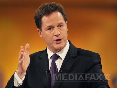 Vicepremierul britanic Nick Clegg a refuzat să dezvăluie estimări oficiale ale numărului de imigranți români și bulgari