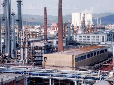 Vosganian: Ajutorul de stat pentru Oltchim trebuie acordat până la jumătatea anului