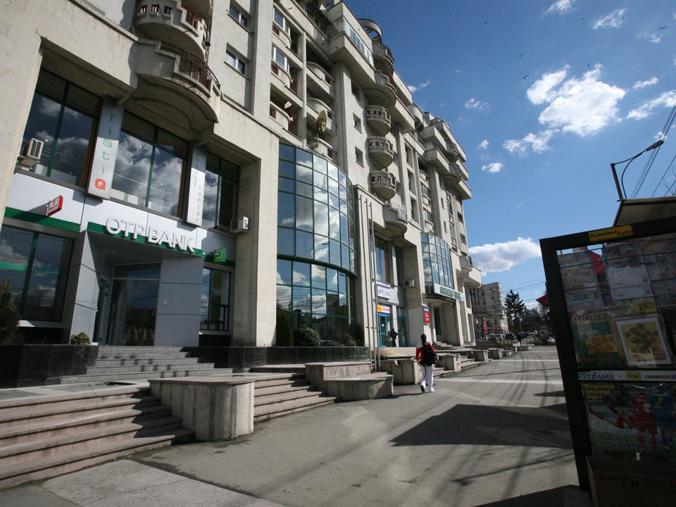 Maghiarii de la OTP intră pe nișa ratelor fără dobândă pe card: este singurul tip de card de credit care mai atrage clienți