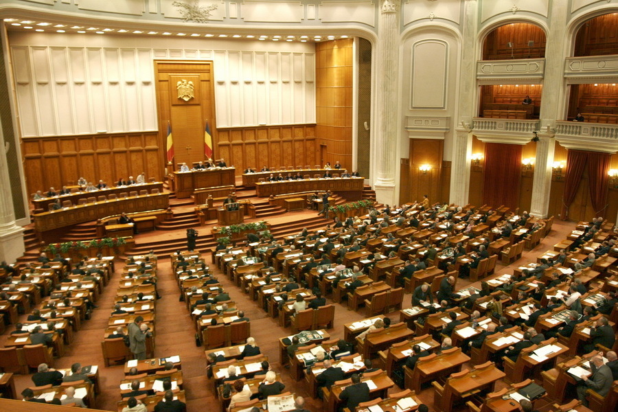 Parlamentul a aprobat bugetul de stat și bugetul asigurărilor sociale pe 2013
