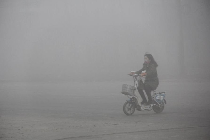 Poza zilei: cum se luptă chinezii cu smogul