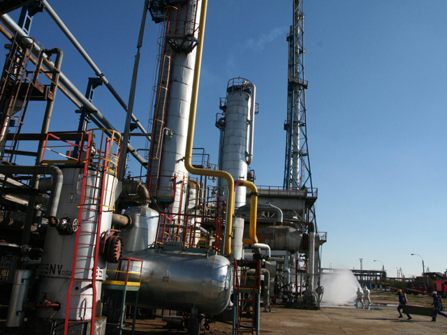 Statul negociază în subteran și cedează acțiunile la Rompetrol cu toate că procesul de recuperare a 516 mil. euro nu s-a încheiat