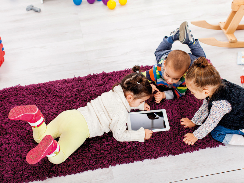 Tabletele pentru copii, un ajutor sau un pericol?