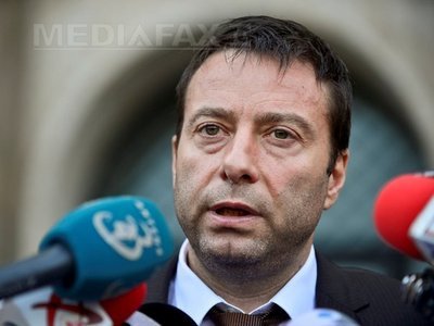 Secretarul de stat din Ministerul Transporturilor Valentin Preda, ridicat de DNA. Ponta l-a demis din postul de secretar de stat