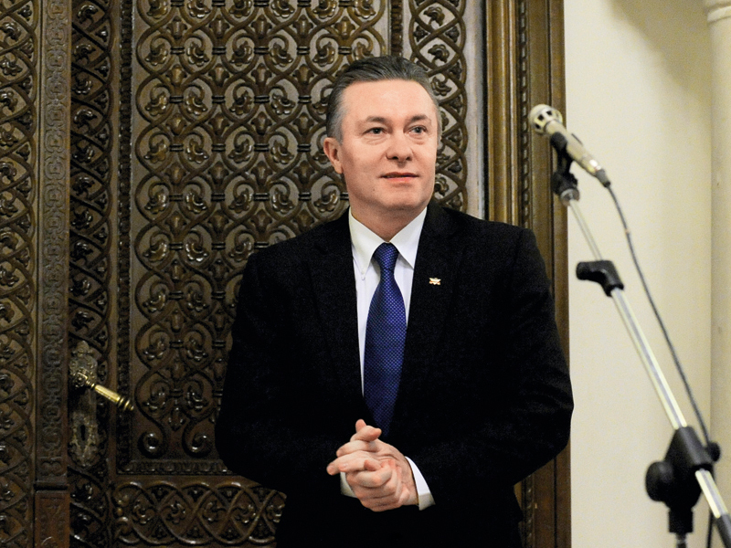 Mișcarea Populară se întoarce ca să salveze Dreapta