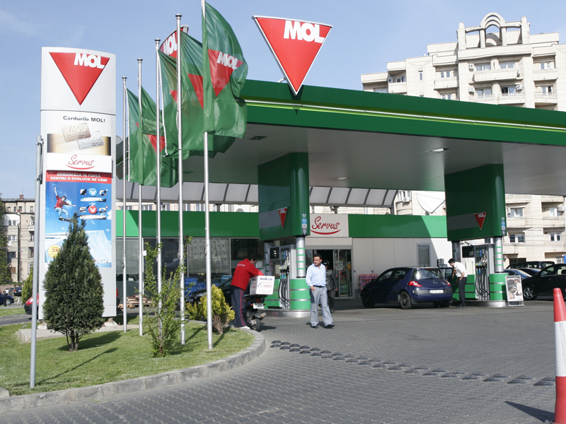 Contractarea online a cardului de carburant MOL Green