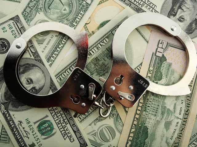 Vasile Creștin și doi foști bancheri de la BRD rămân în arest în dosarul fraudelor