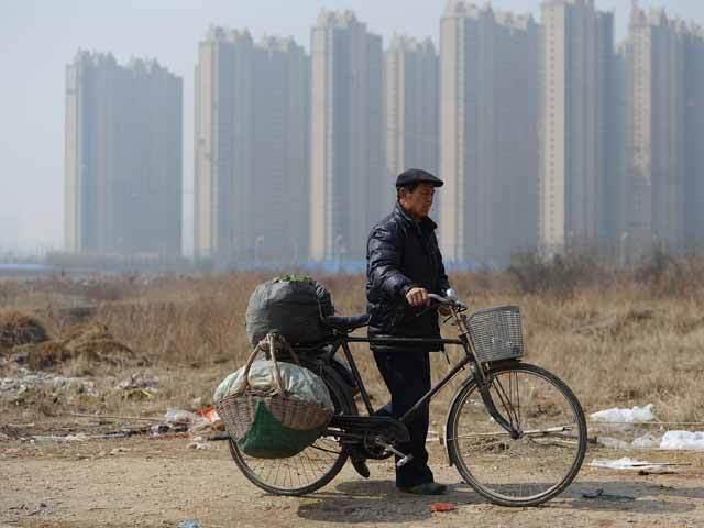 O criză majoră începe să se apropie și de China: sectorul imobiliar e o bulă speculativă, iar companiile sunt pline de datorii