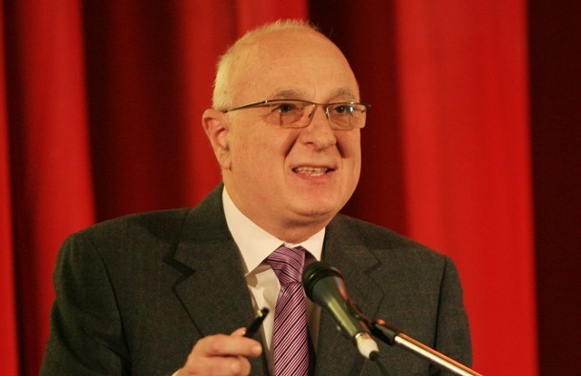 Senatul decide azi înființarea Autorității de Supra­veghere Financiară