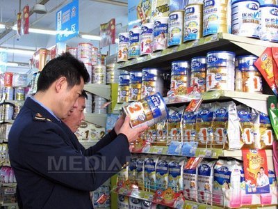 Lapte praf importat din Elveția și alterat, cauza unui scandal în China