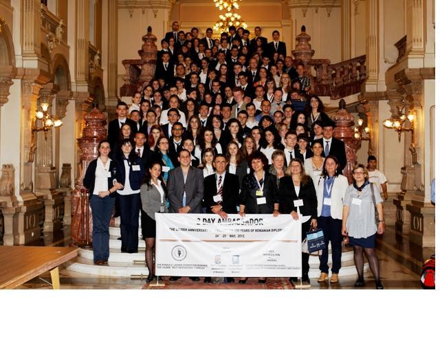 A doua ediție a conferinței Lauder de diplomație și afaceri internaționale pentru elevii de liceu