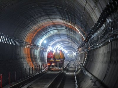 Ponta: Linia de metrou Drumul Taberei-Facultatea de Drept ne costă cât autostrada Comarnic-Brașov