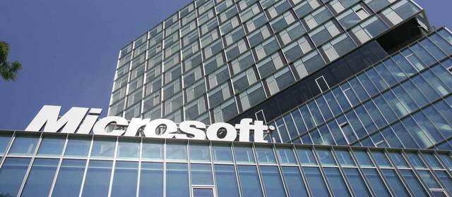 Parteneri ai Microsoft sunt suspectați că au dat mită pentru contracte de 104 mil. euro și 57 mil. dolari cu Guvernul, semnate în anii 2008 și 2009. Ce rol au avut D-Con.Net Elveția și Claudiu