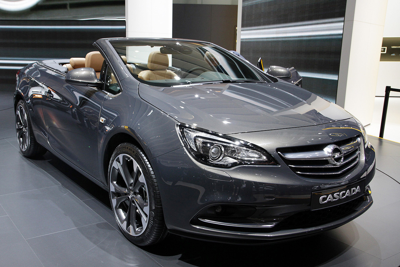 Opel revine în segmentul cabrioletelor soft-top cu noul Cascada prezentat la Geneva. Galerie FOTO