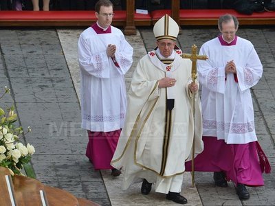 PAȘTELE CATOLIC - Papa Francisc: Hristos a înviat. Apelul suveranului Pontif în mesajul Urbi et Orbi