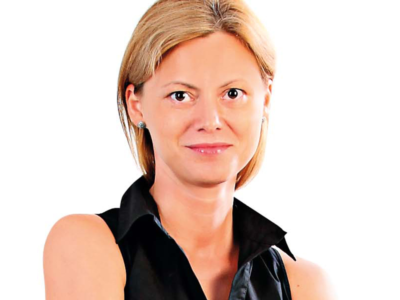 Cele mai puternice femei din România: Adriana Sohodoleanu, Biscuit.ro