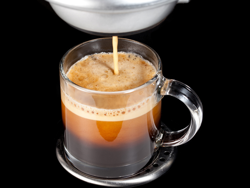 Cum și unde să bei o “cafea în așteptare”