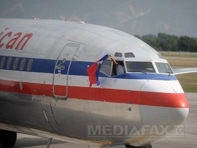 ZBORURI ANULATE ÎN SUA. American Airlines cu avioanele blocate la sol