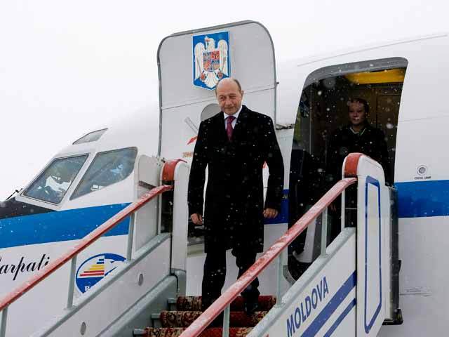 Președinția a reziliat oficial contractul cu TAROM pentru avionul VIP