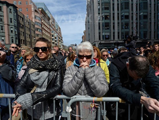 Memorial la Boston: Omagiu pentru victime și consiliere psihologică pentru american
