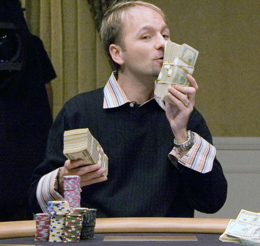 Cine este românul care a câștigat peste 15 milioane de dolari la poker