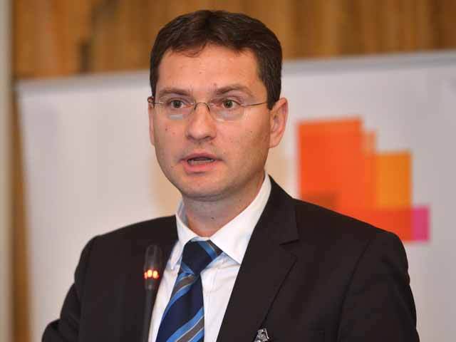 Finanțele se grăbesc să rescrie Codul fiscal la presiunea mediului de business