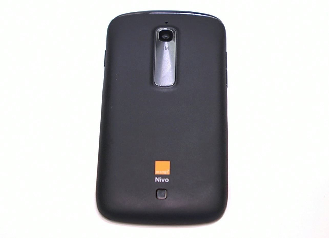 Orange lansează smartphone-ul propriu Nivo