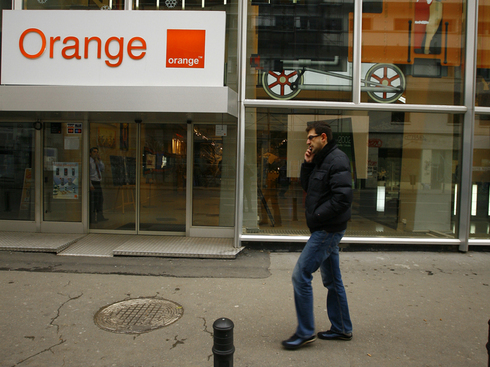 Orange: Veniturile au scăzut ușor la 219 mil. euro în primele trei luni din 2013