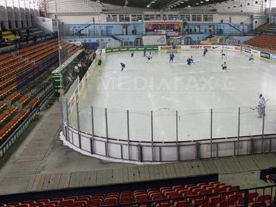 Primăria Capitalei vrea să demoleze Patinoarul Flamaropol pentru a-l reface la standardele secolului XXI