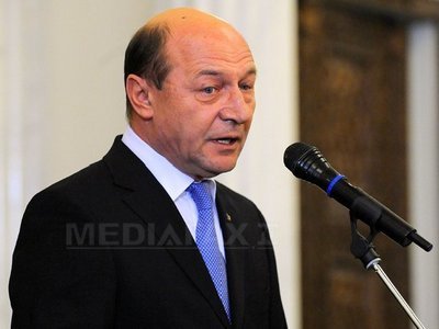 Băsescu: Acum suntem liberi să optăm pentru propria dezvoltare. Însă, ne trebuie programul cu FMI și UE